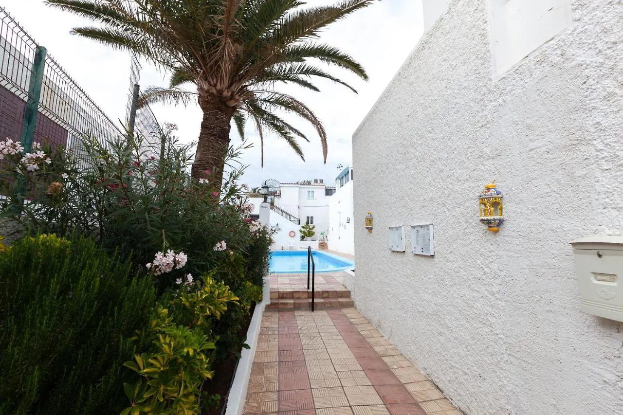 Appartement Apartamento en primera línea de playa, céntrico, tranquilo Playa de las Américas Espagne